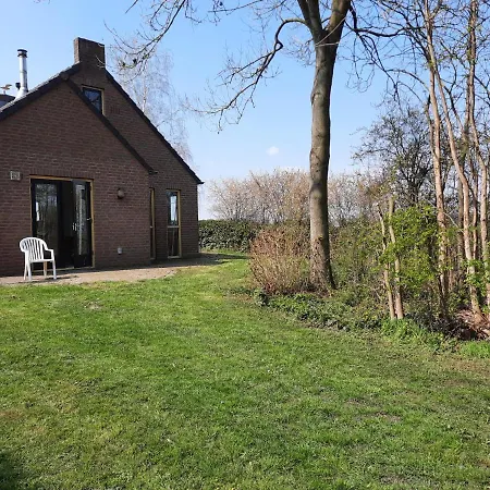 Charming Private Cottage, Sauna, Hottub And Free Parking * Ewijk