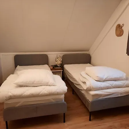 Holiday home Charming Private Cottage, Sauna, Hottub And Free Parking Ewijk