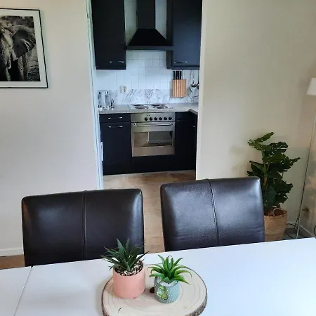 Holiday home Charming Private Cottage, Sauna, Hottub And Free Parking Ewijk