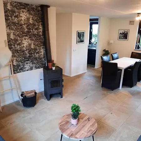 Charming Private Cottage, Sauna, Hottub And Free Parking Ewijk