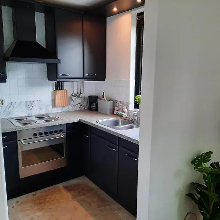 Holiday home Charming Private Cottage, Sauna, Hottub And Free Parking *